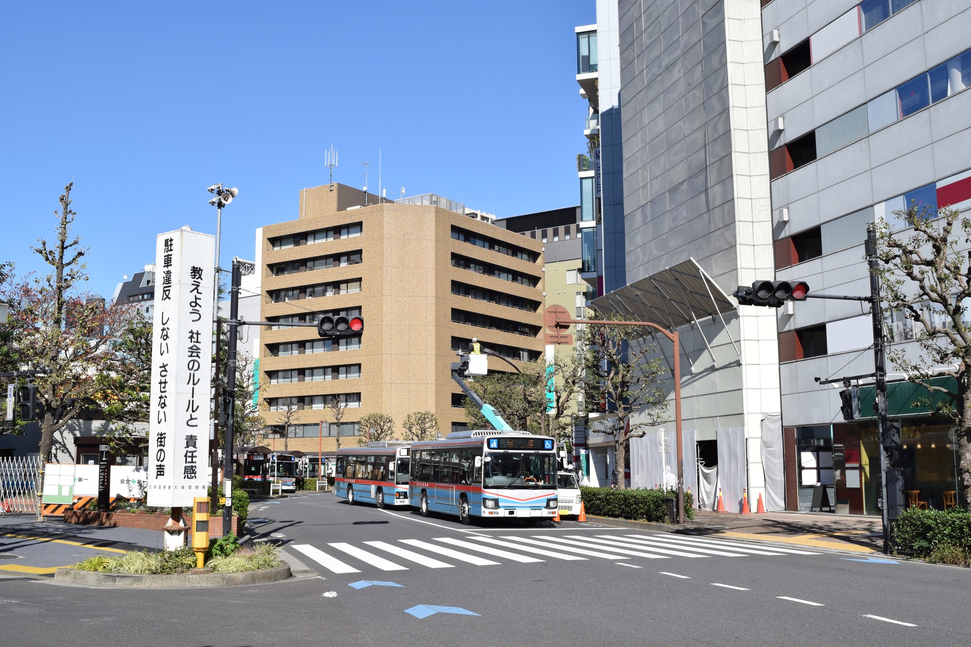 交通安全スローガンの作り方と例文集｜運転の技術向上まで解説